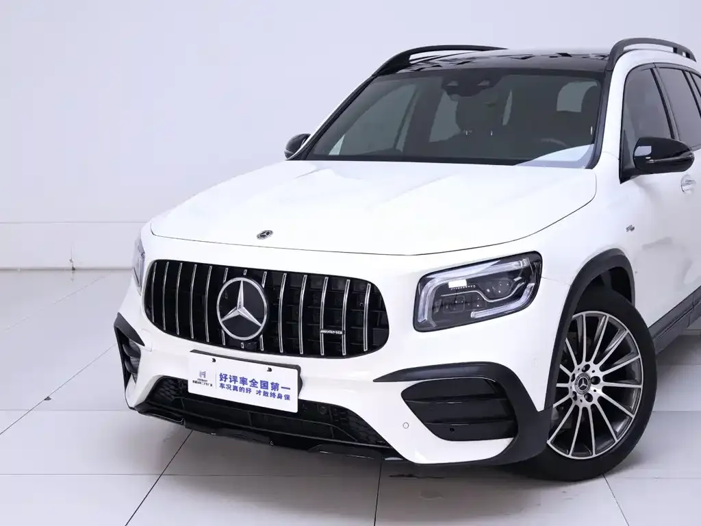 Mercedes-Benz GLB AMG — фото 6