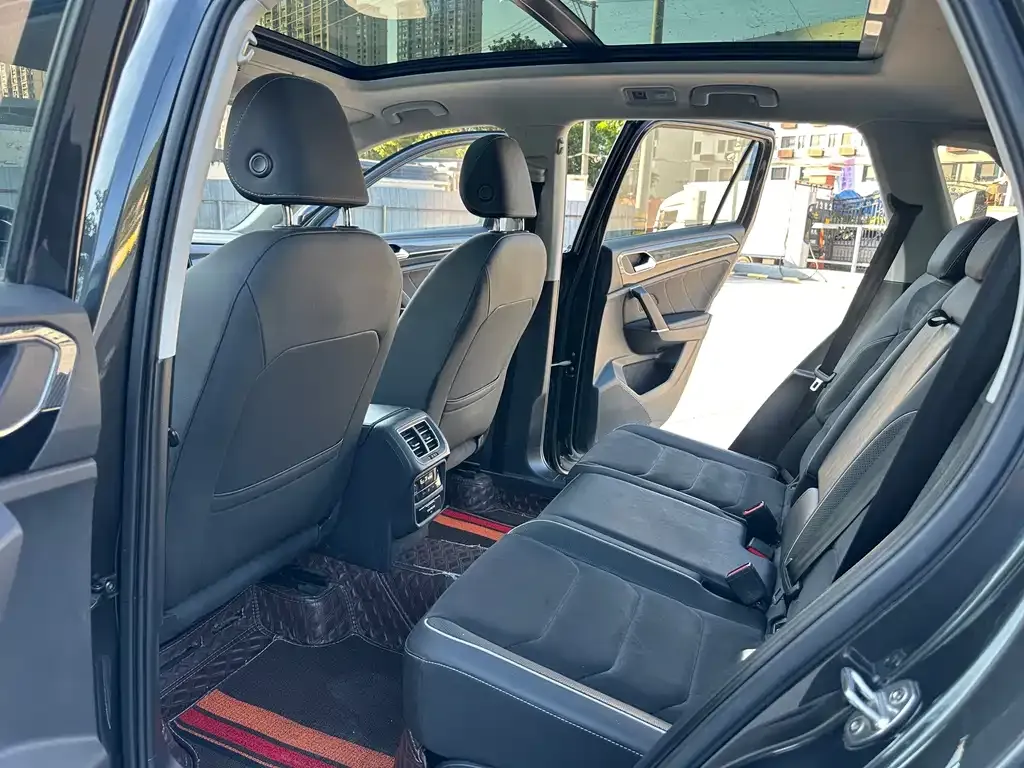 Volkswagen Tayron — фото 7