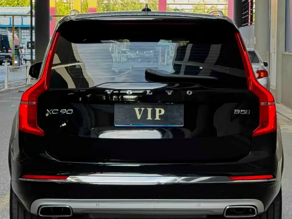 Volvo XC90 — фото 2