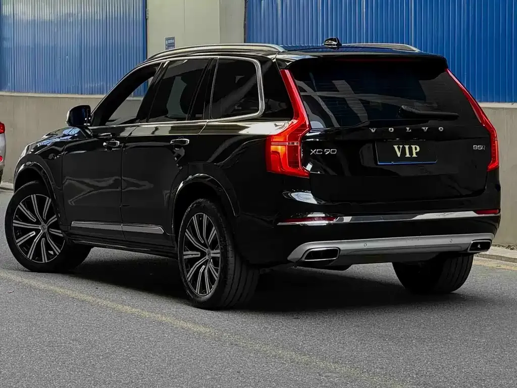 Volvo XC90 — фото 4