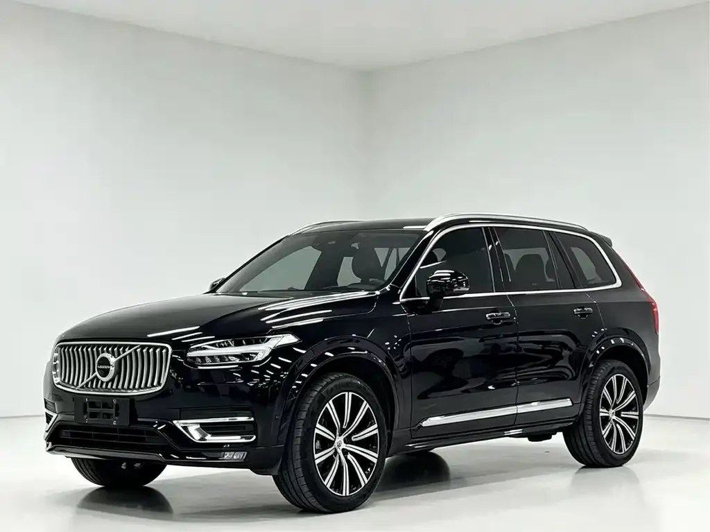 Volvo XC90 — фото 1