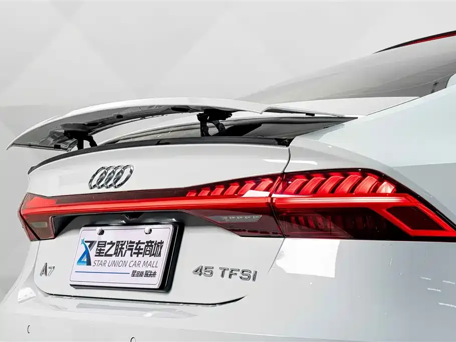 Audi A7 — фото 2