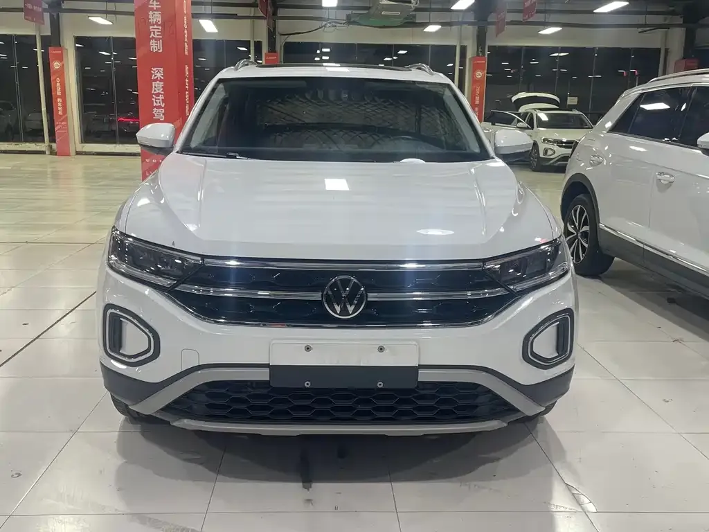 Volkswagen T-Roc — фото 4