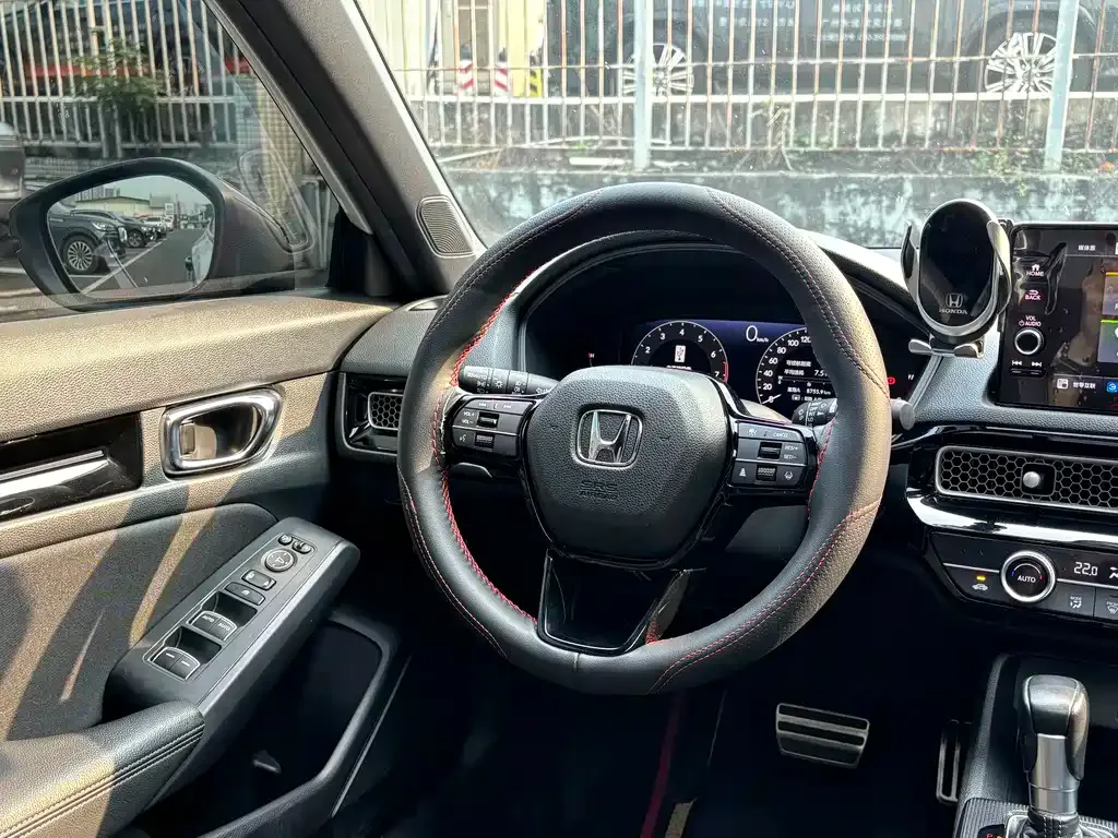 Honda Civic — фото 9