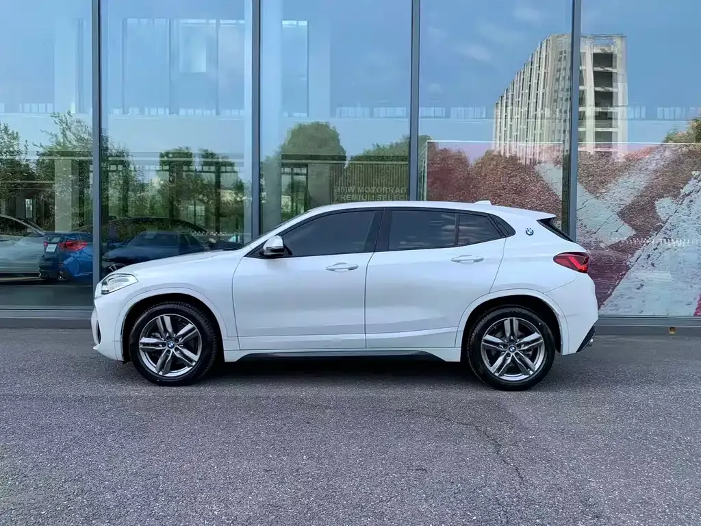 BMW X2 — фото 9