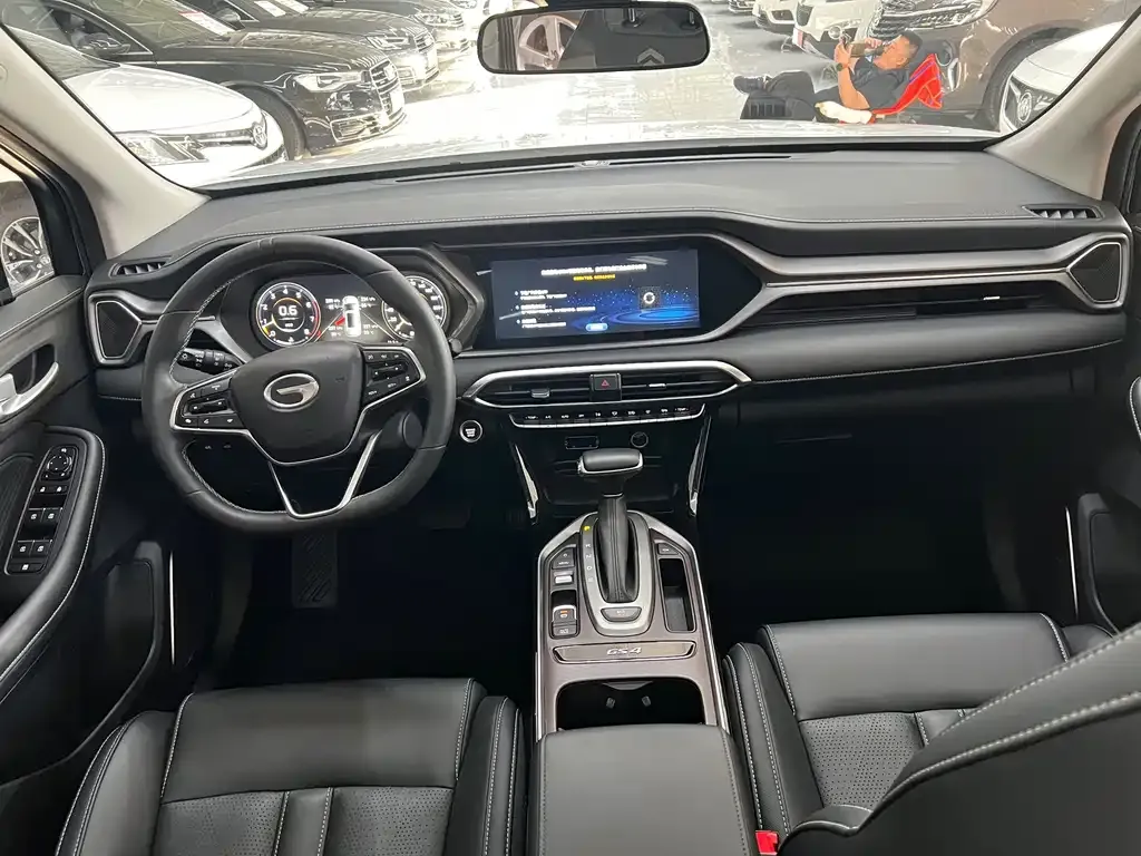 GAC Motor Trumpchi GS4 — фото 3