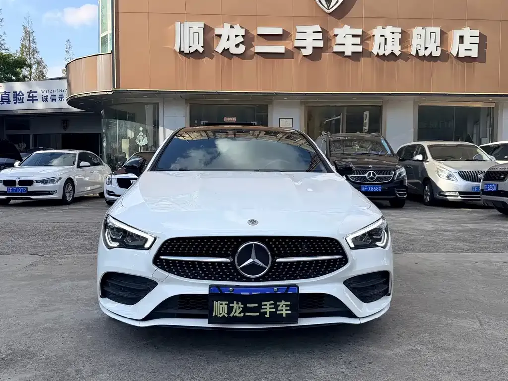 Mercedes-Benz GLA — фото 10