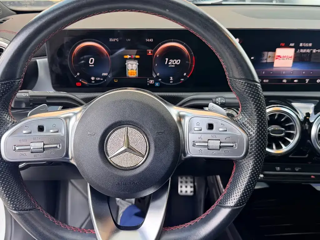 Mercedes-Benz GLA — фото 9