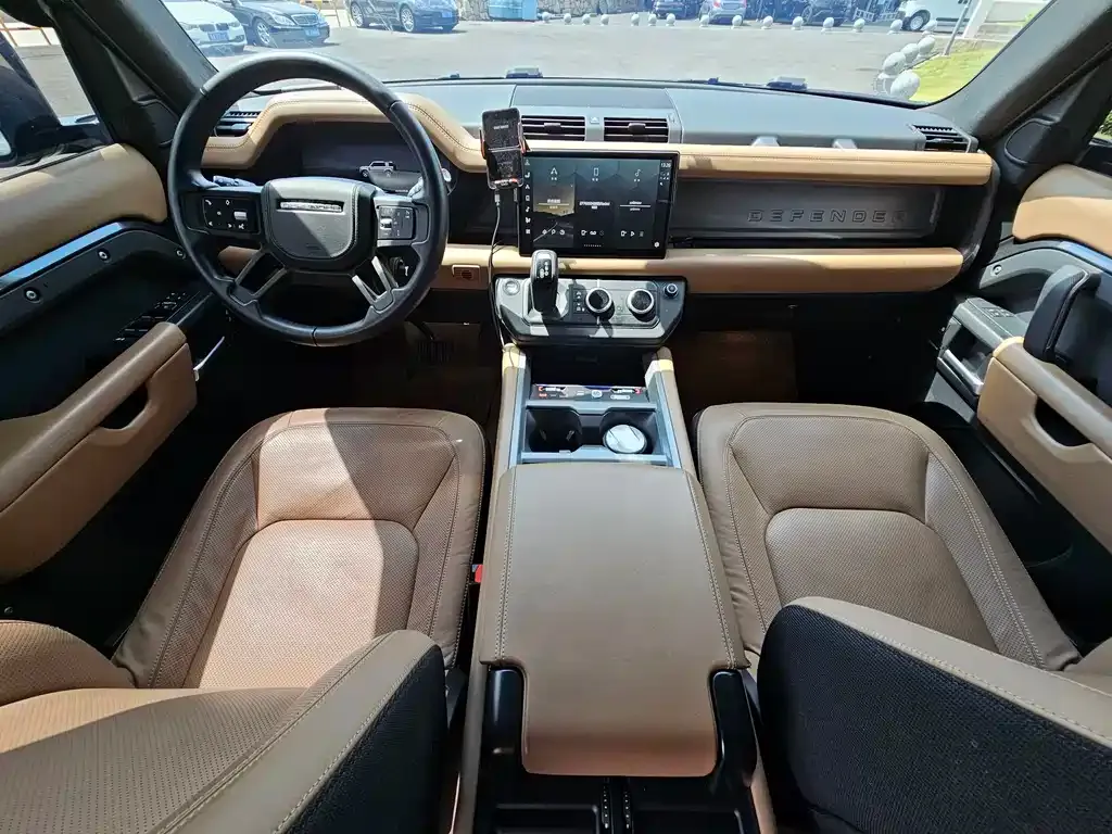 Land Rover Defender — фото 7