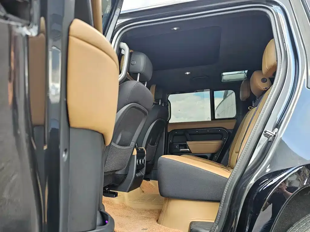 Land Rover Defender — фото 4