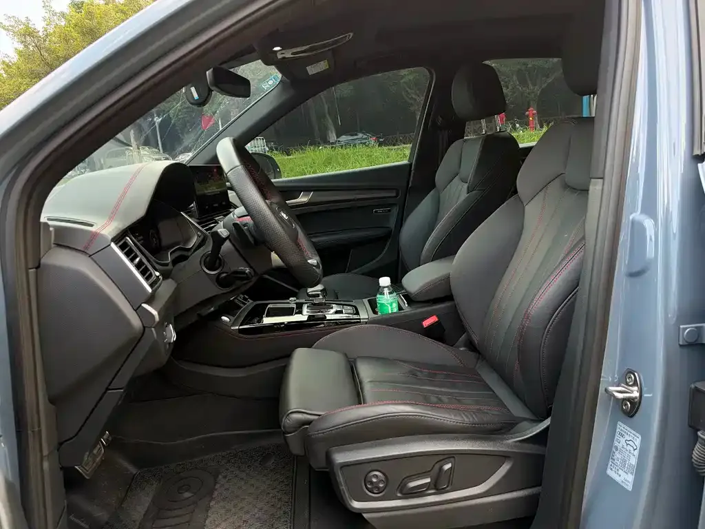Audi Q5L Sportback — фото 3