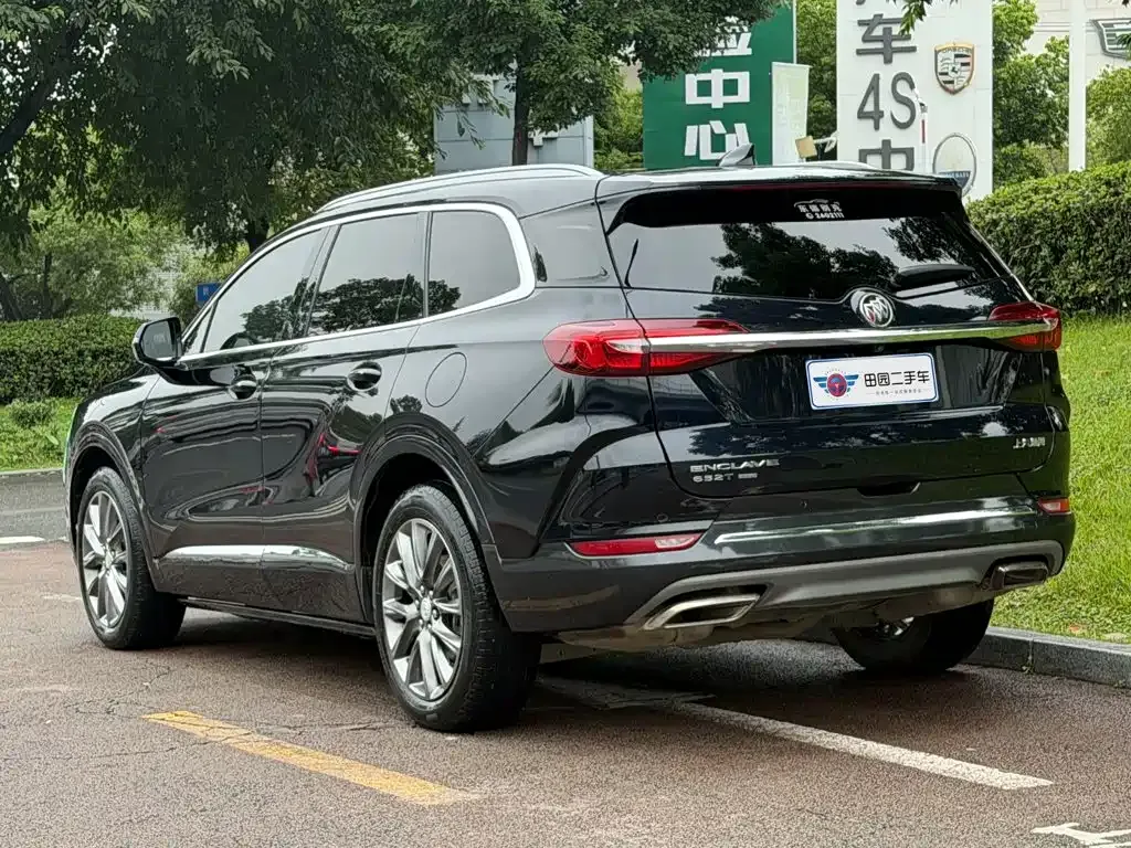Buick Enclave — фото 5