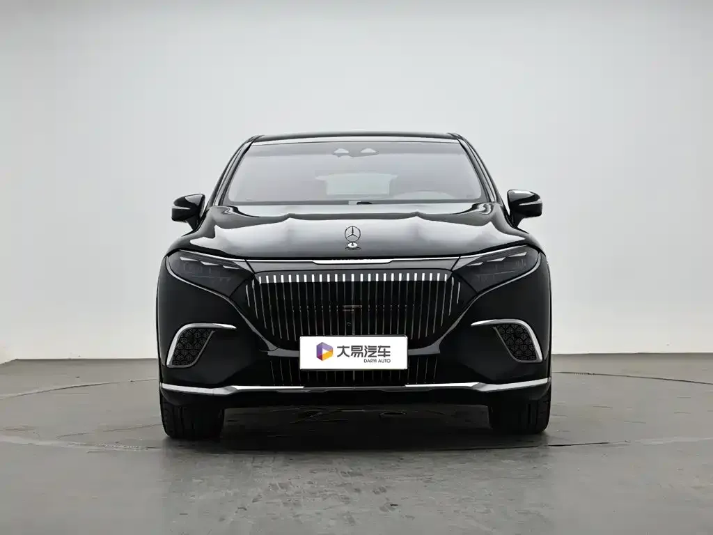 Mercedes-Benz EQS SUV — фото 10
