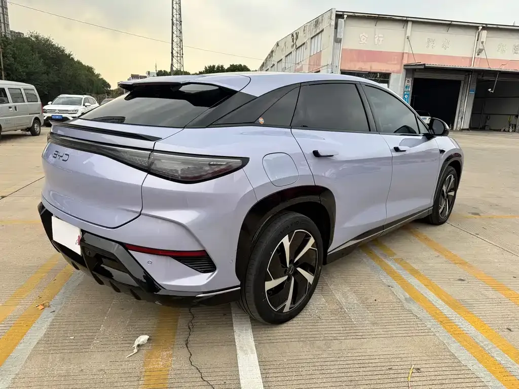BYD Sealion 07 EV — фото 2