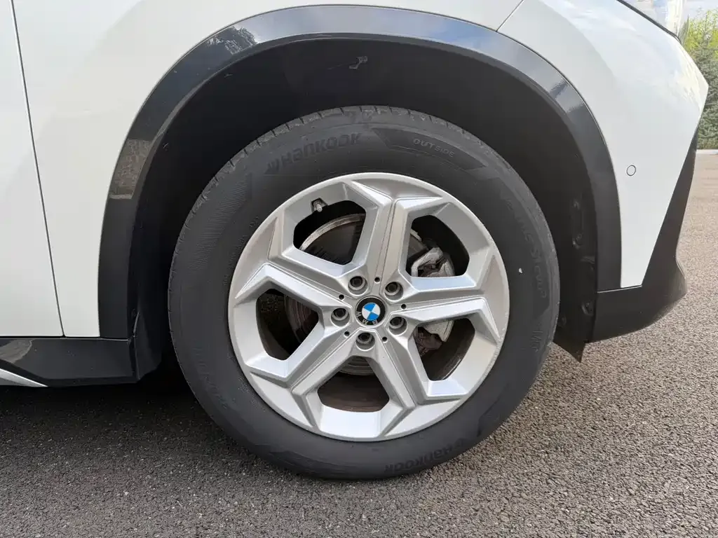 BMW X1 — фото 2