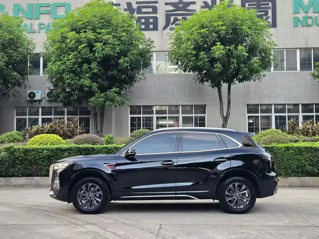 Hongqi HS5 — фото 7