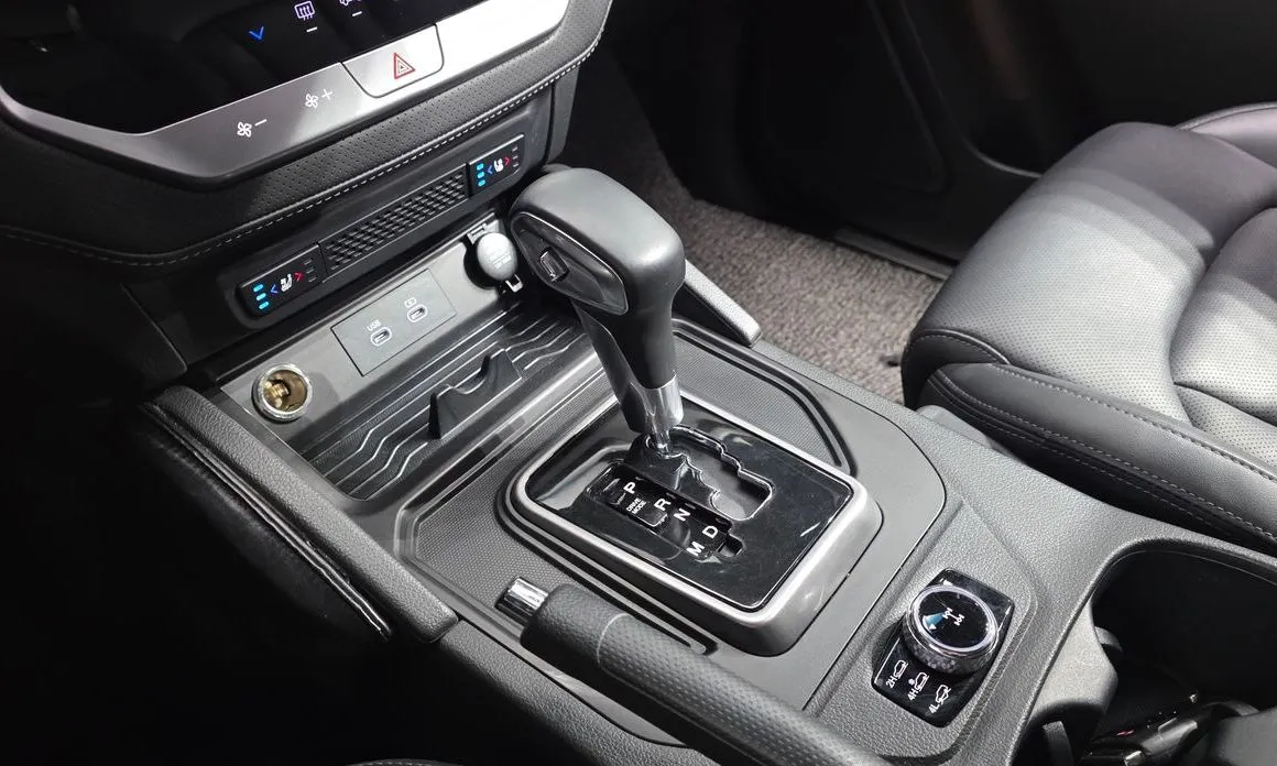 KG Mobility (Ssangyong) Rexton — фото 8