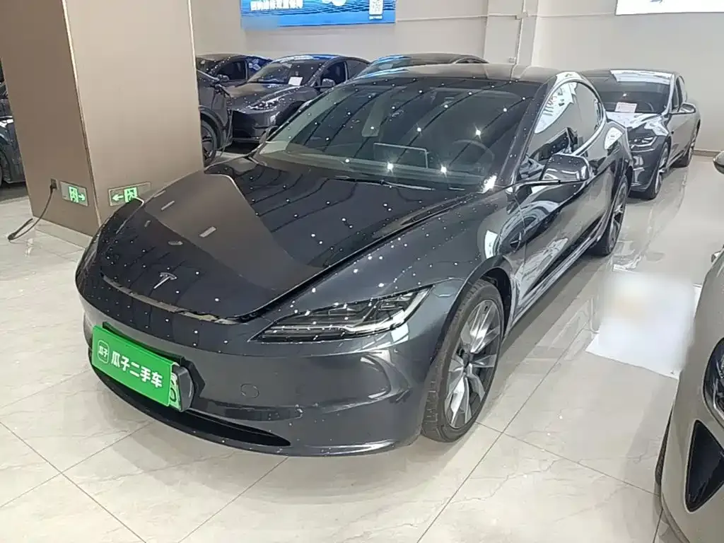 Tesla Model 3 — фото 7
