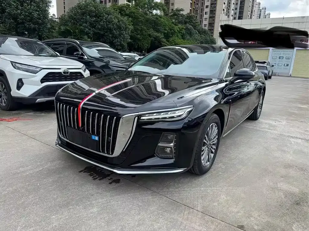 Hongqi H5 — фото 1