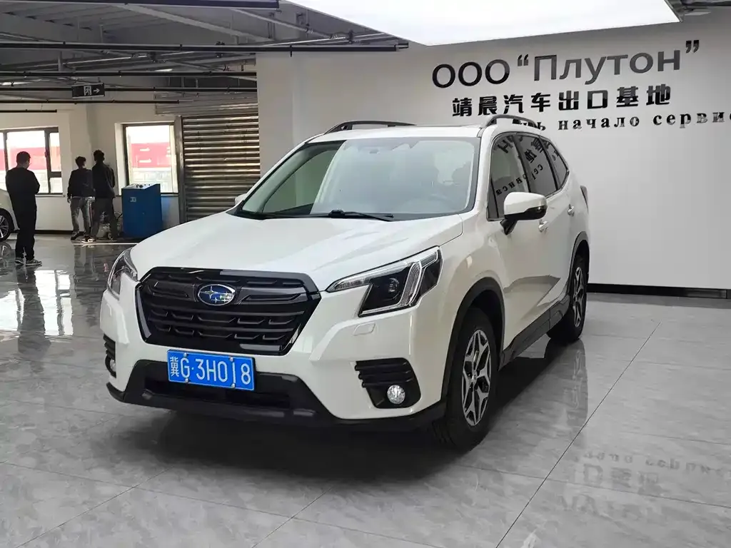 Subaru Forester — фото 4