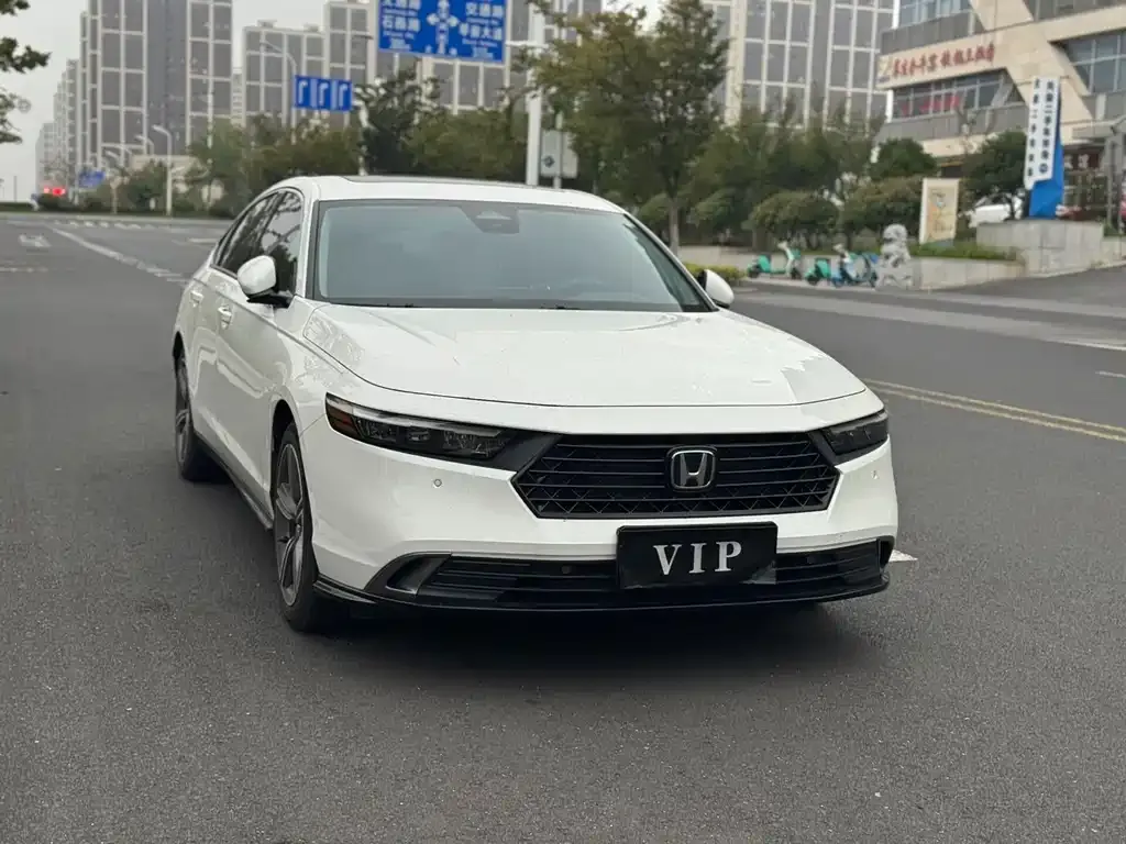 Honda Accord — фото 4