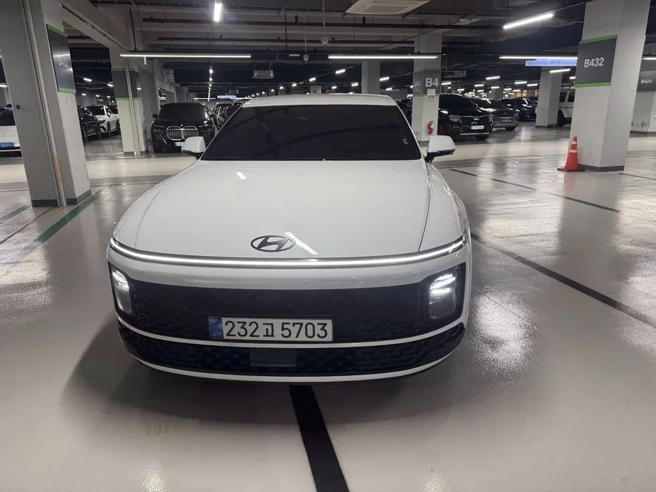 Hyundai Grandeur — фото 1