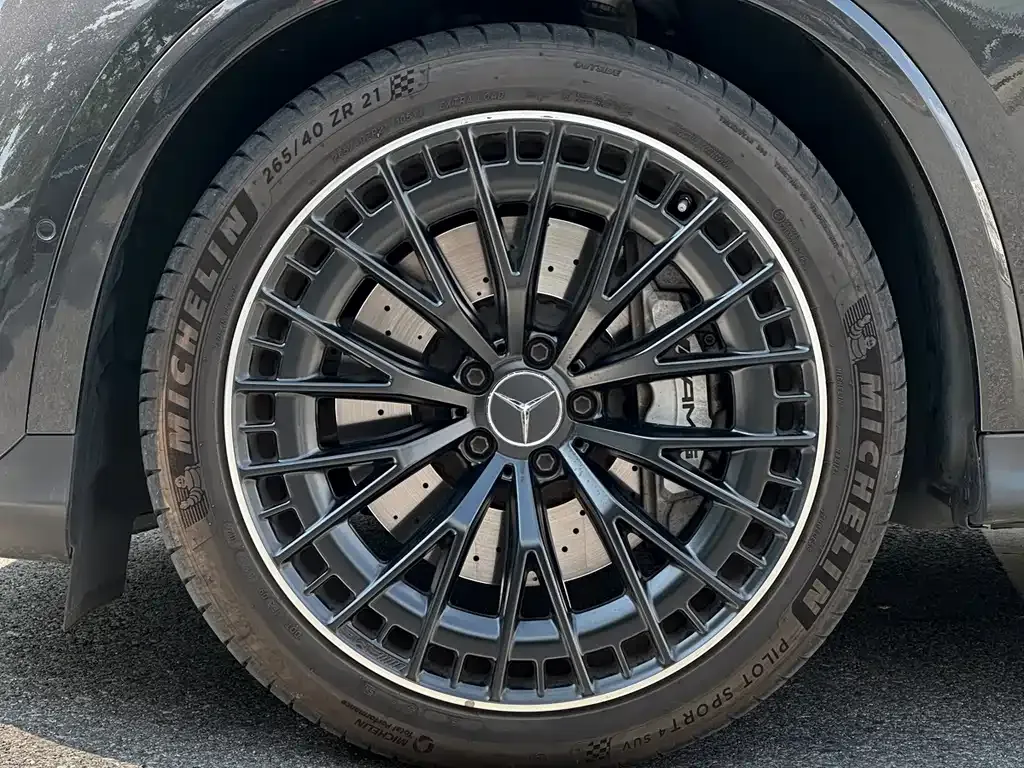 Mercedes-Benz GLC AMG — фото 4