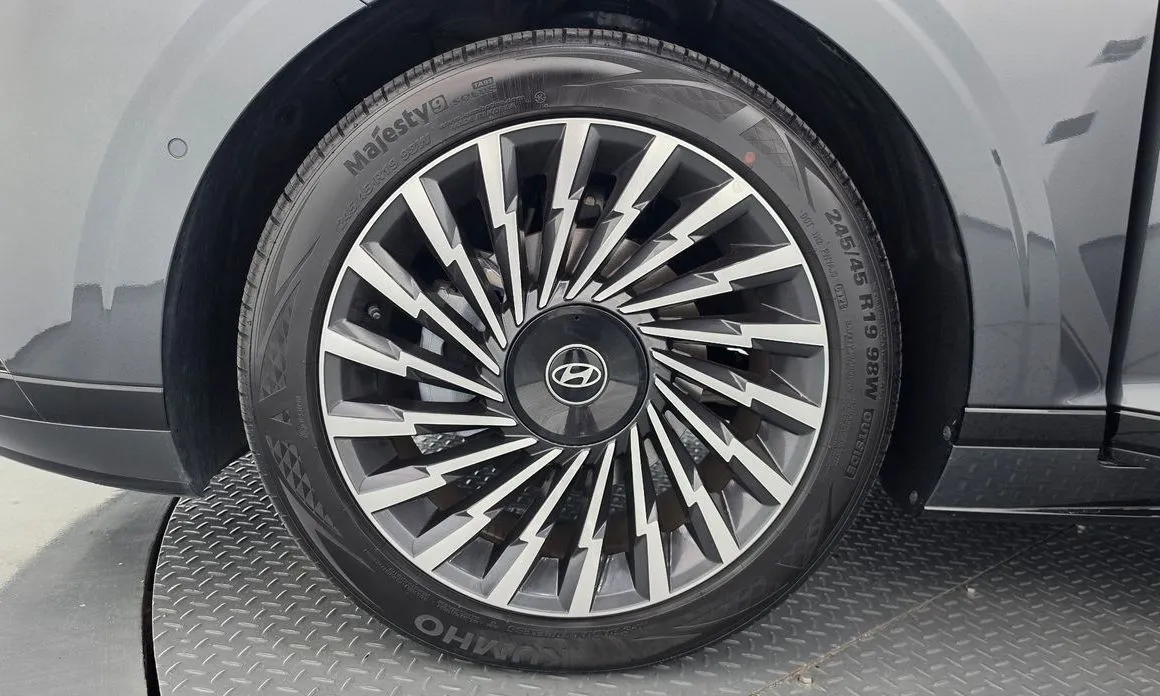 Hyundai Grandeur — фото 10