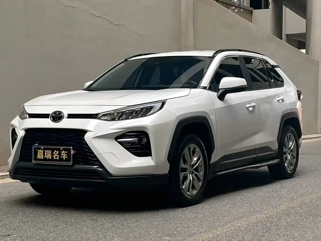 Toyota Wildlander — фото 1