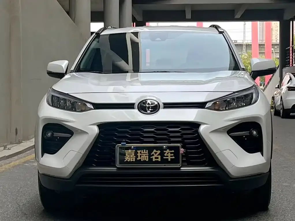 Toyota Wildlander — фото 2