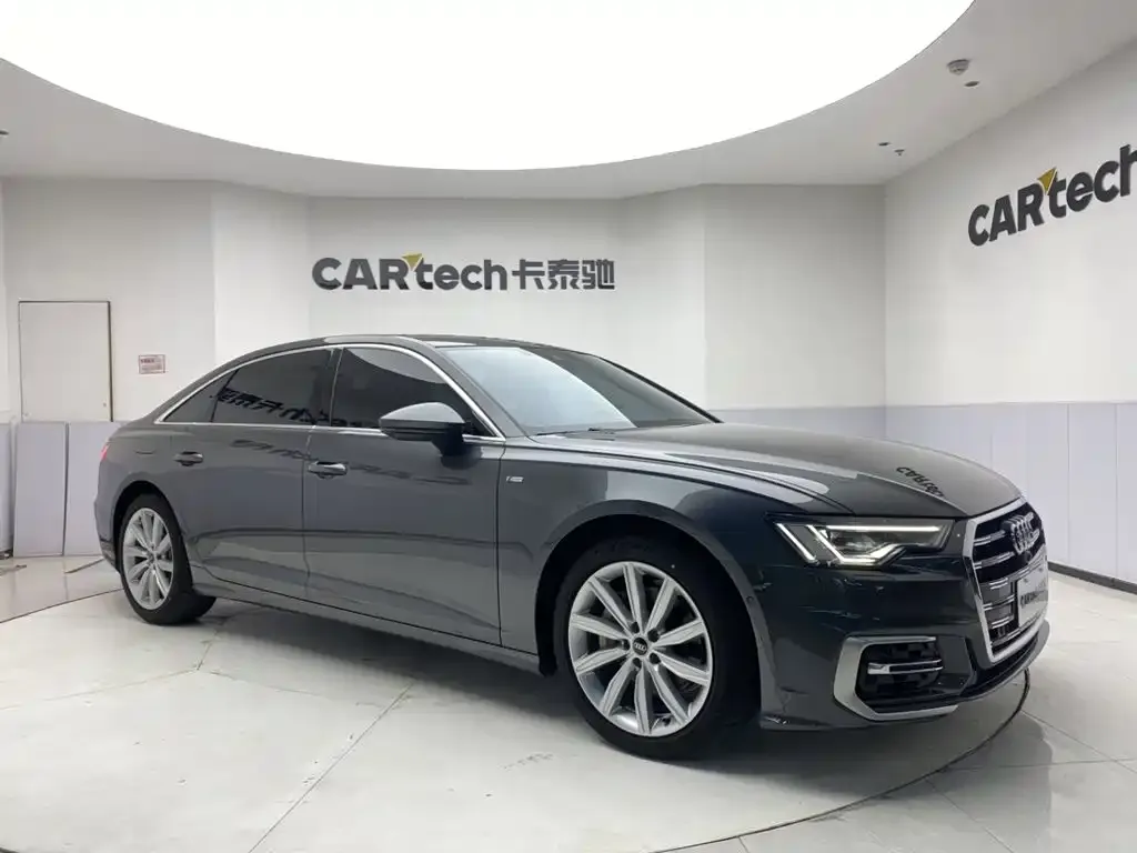 Audi A6L — фото 10