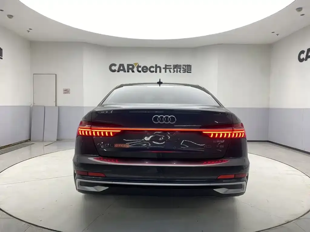 Audi A6L — фото 2