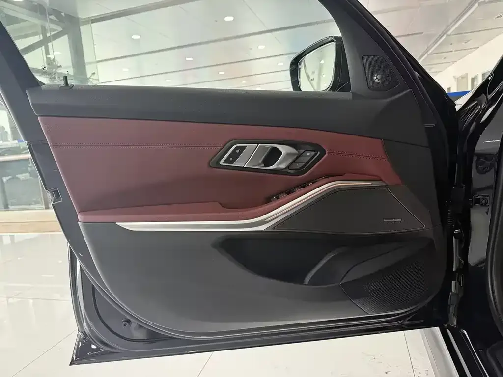 BMW i3 — фото 9