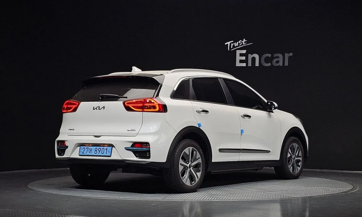 Kia Niro — фото 6