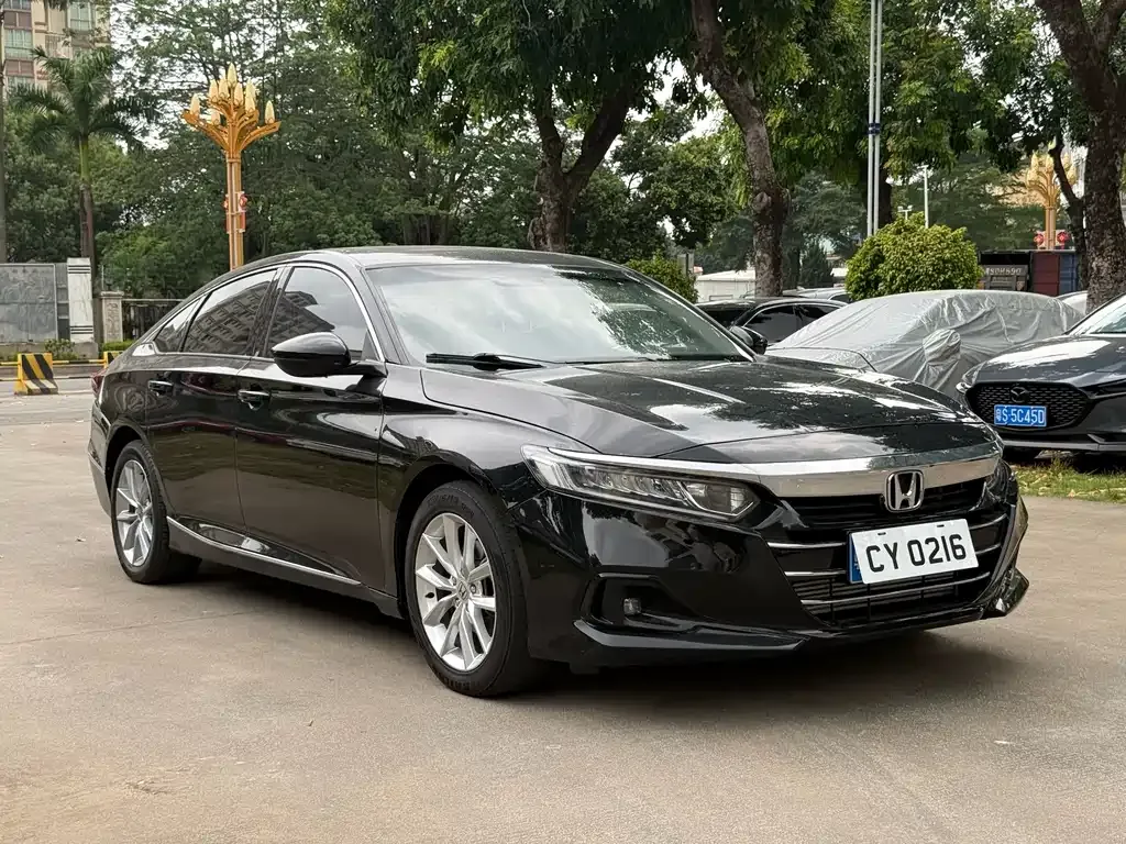 Honda Accord — фото 5