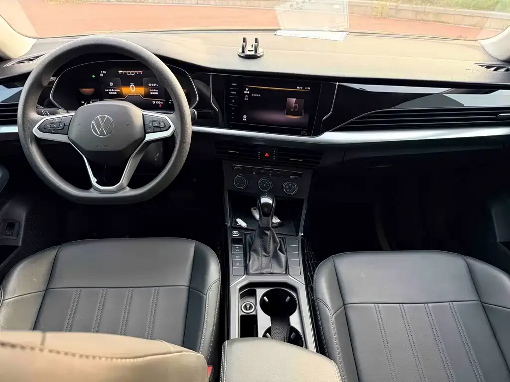 Volkswagen Passat — фото 2