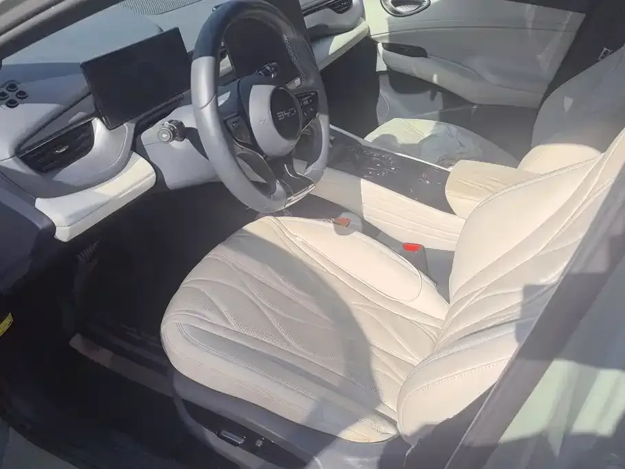 BYD Seal 06GT — фото 10