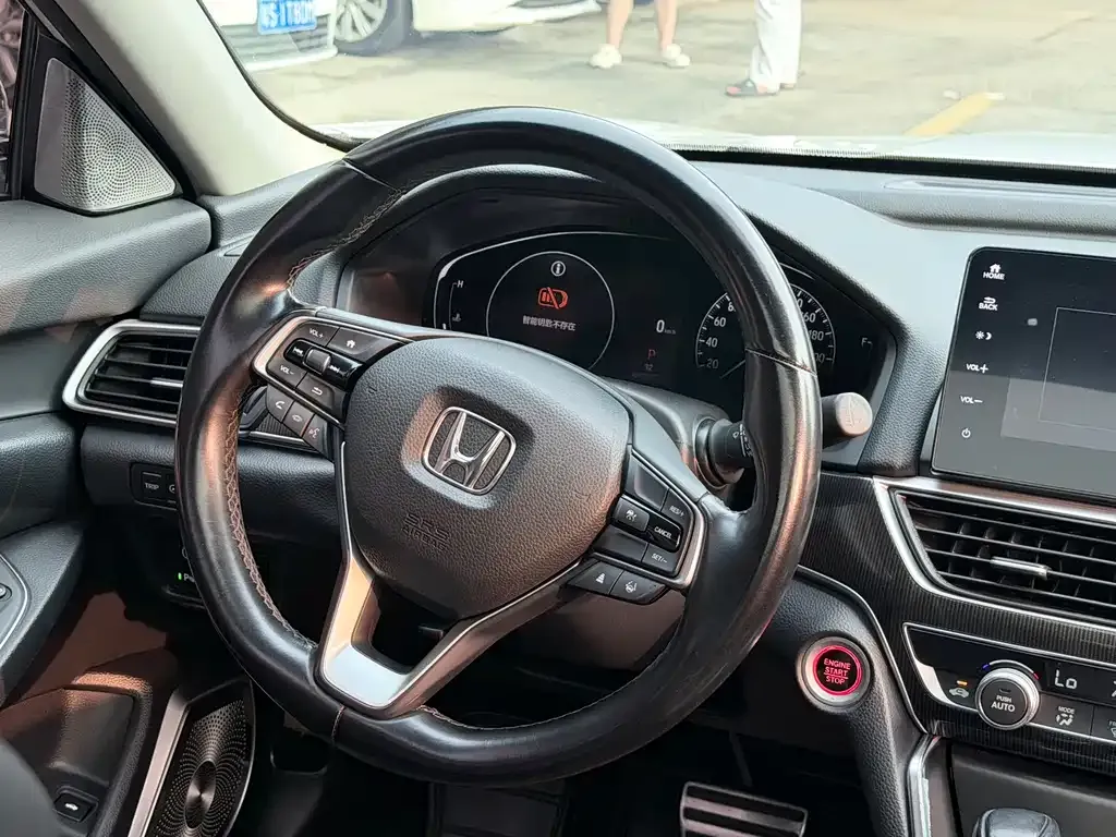 Honda Accord — фото 2