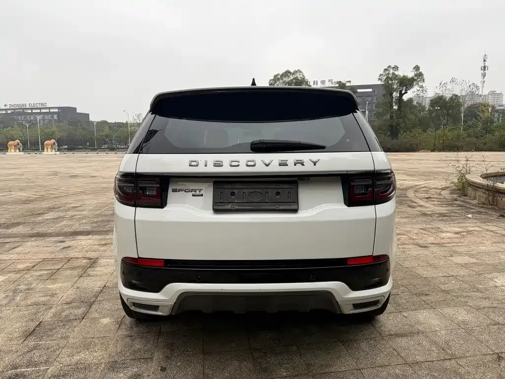 Land Rover Discovery Sport — фото 9