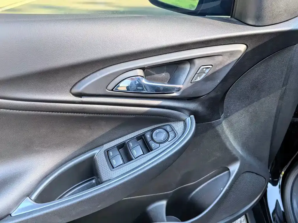 Chevrolet Malibu XL — фото 2