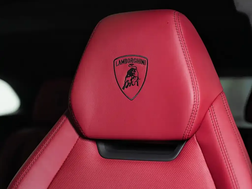 Lamborghini Urus — фото 9
