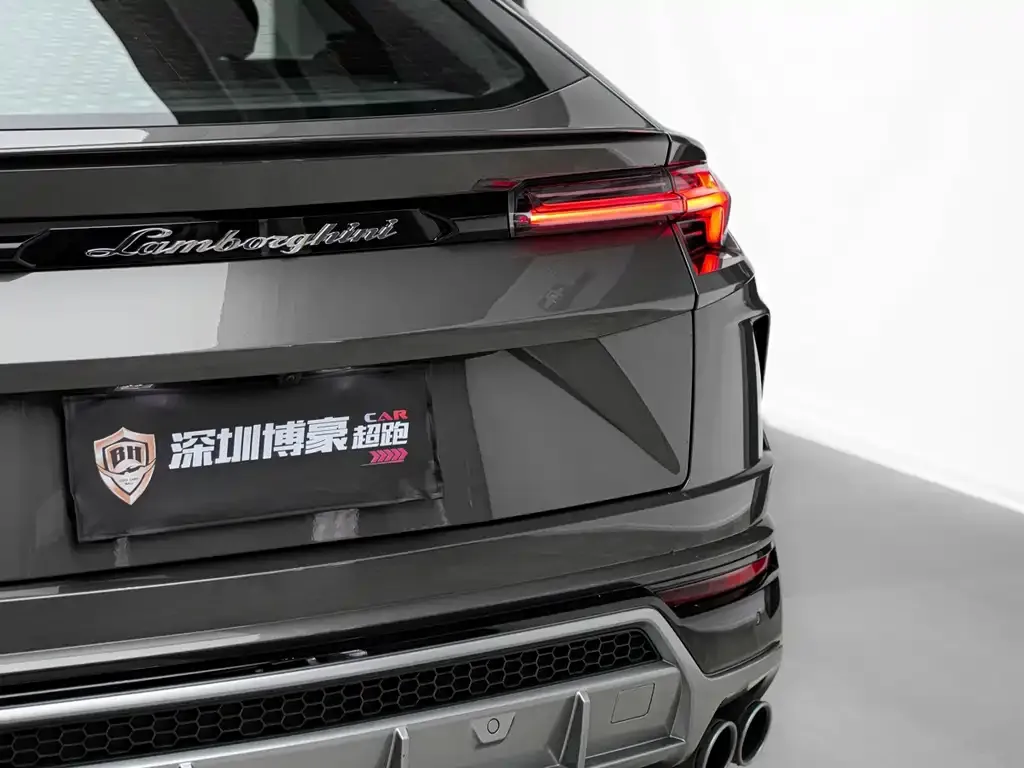 Lamborghini Urus — фото 8