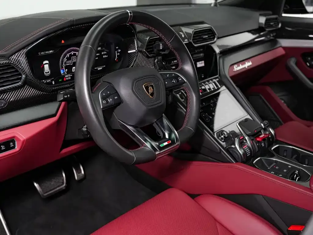 Lamborghini Urus — фото 7