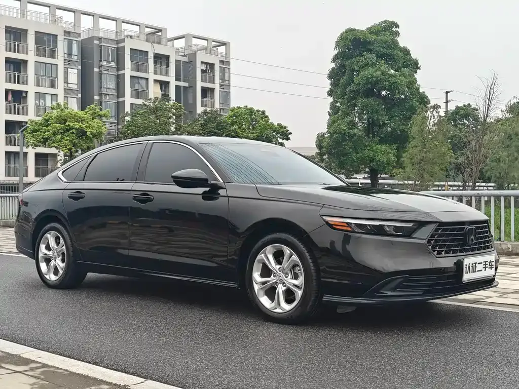 Honda Accord — фото 5