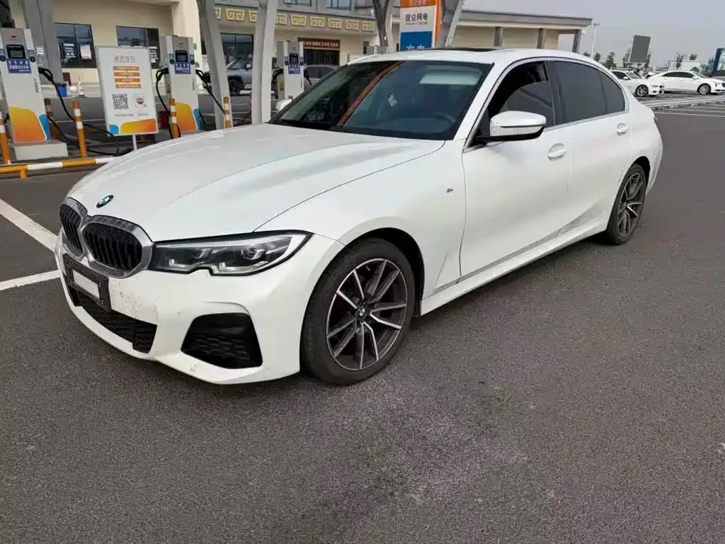 BMW 3 Series — фото 1