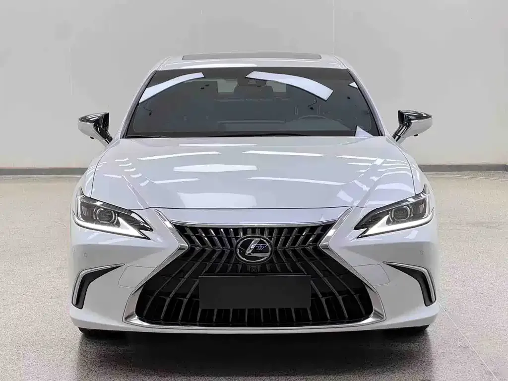 Lexus ES — фото 2