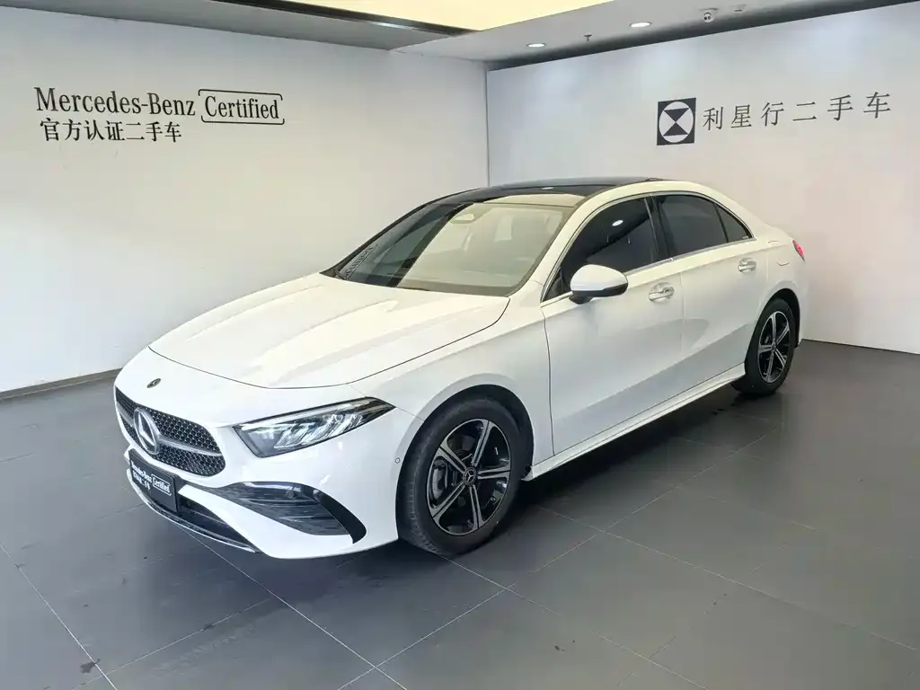 Mercedes-Benz A-Class — фото 1