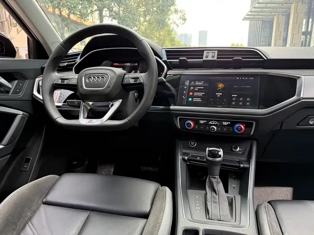 Audi Q3 Sportback — фото 7