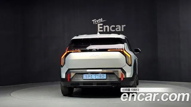 Kia EV3 — фото 7