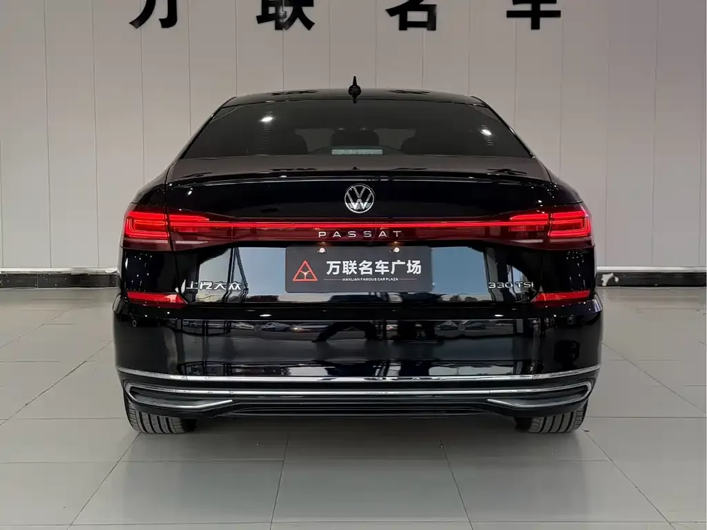 Volkswagen Passat — фото 6